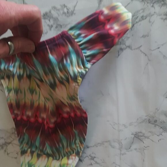 Tie dye  bikini with string sides and bead accent - Picture 6 of 12